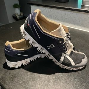 On Cloud 70/30 Men’s Running Shoes